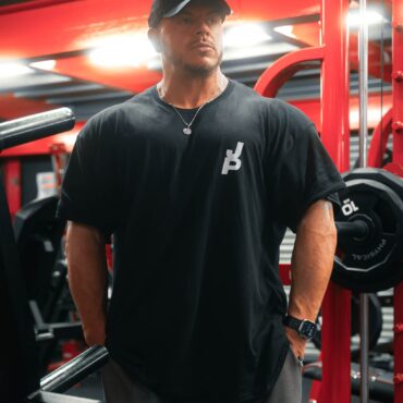 Trained By JP – DNFM T-shirt Black - Obrázek 3