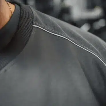 Alternativní pohled na Sweater - Raglan Sweater in Grey