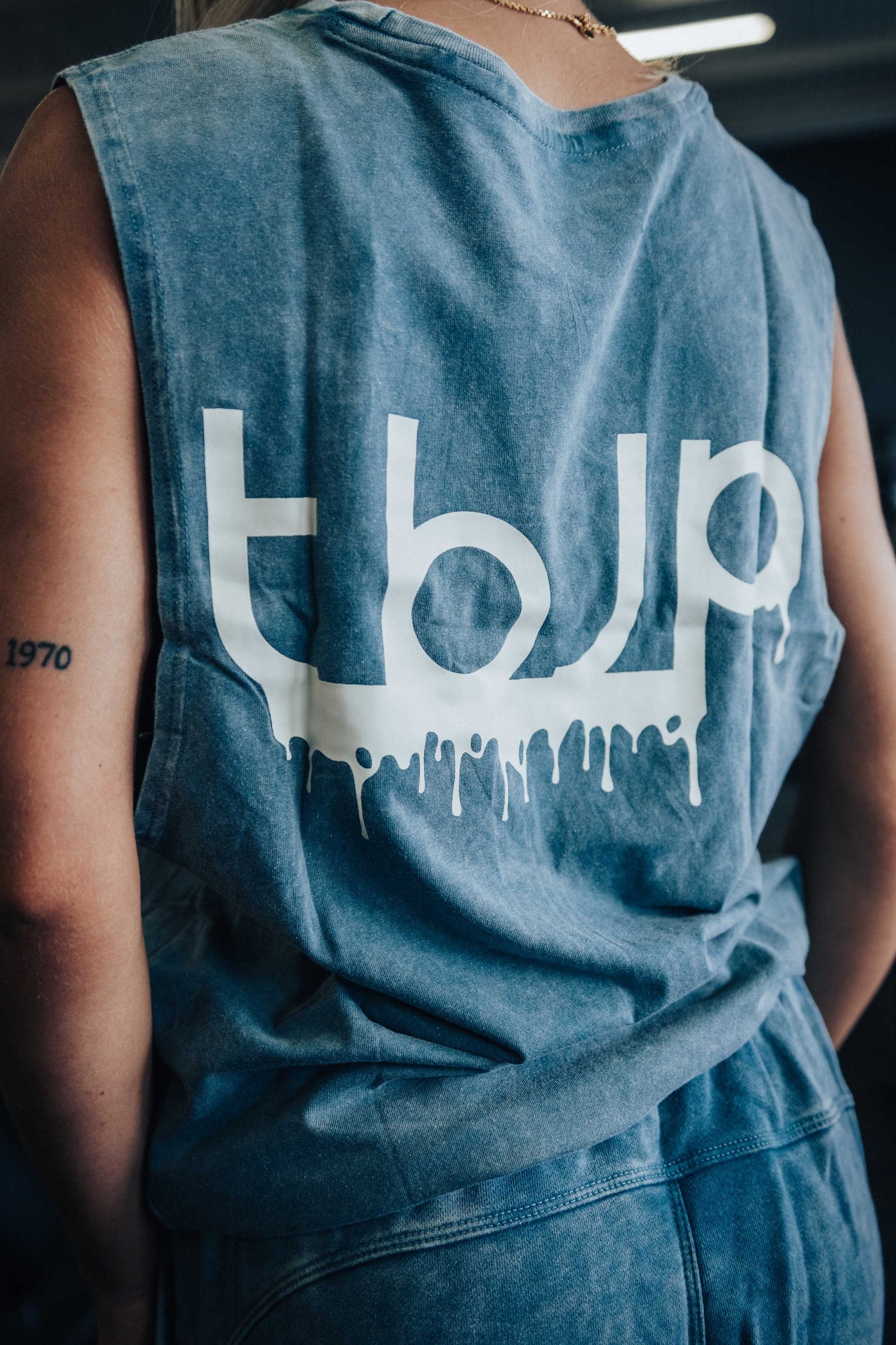 tbJP Drip Logo Vest in Blue Green - UTILITY01 - Obrázek 6