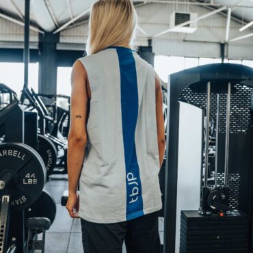 Sleeveless Vest with vertical back stripe, in Baby Blue & Electric Blue - UTILITY01 - Obrázek 4